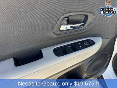 Used 2021 Honda HR-V LX image 38