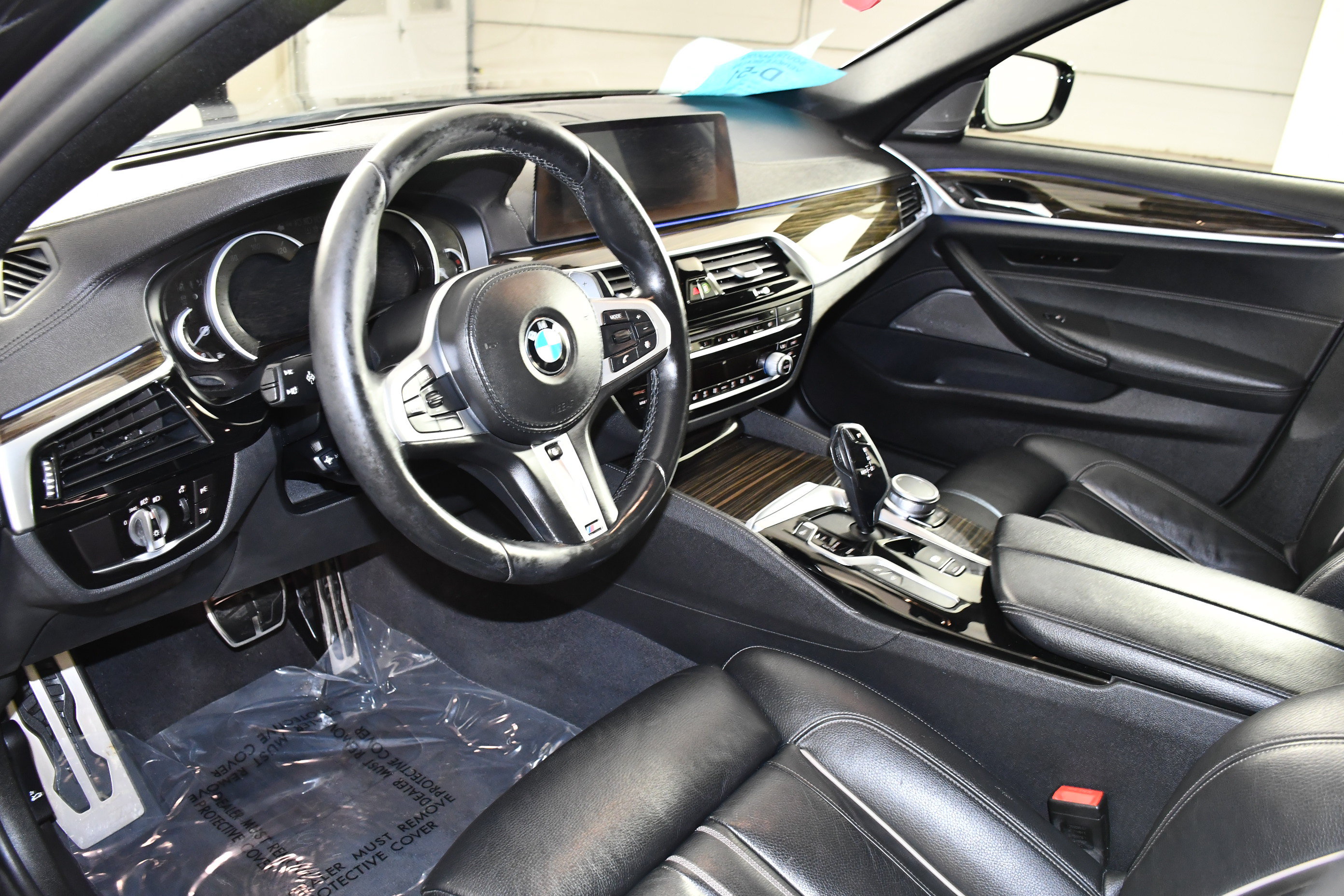 Used 2019 BMW M550i xDrive w/ Dynamic Handling Package AWD/4WD image 2