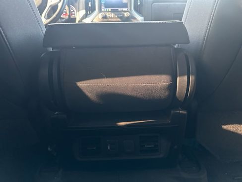 Used 2023 Chevrolet Silverado 2500 LT w/ Convenience Package image 22