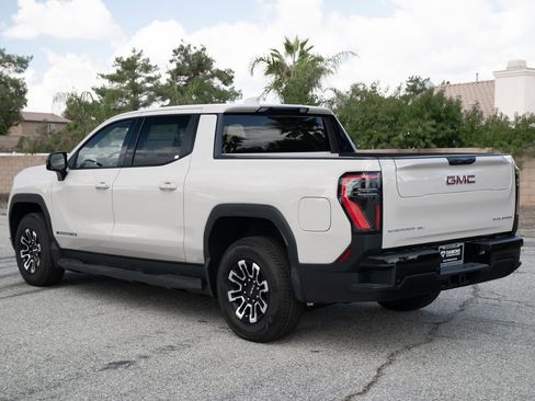 New 2026 GMC Sierra EV Elevation AWD/4WD image 6