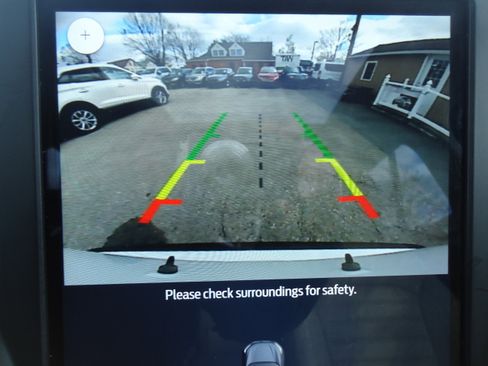 Used 2022 Ford Edge SEL w/ Convenience Package image 32