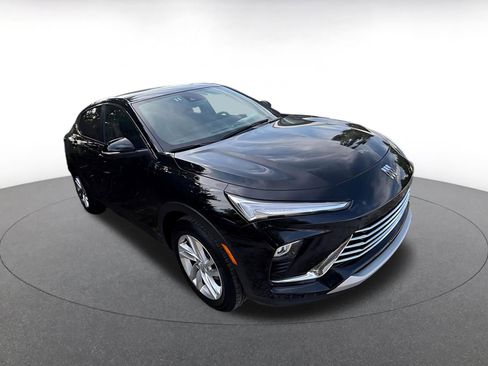 Used 2025 Buick Envista Preferred image 4