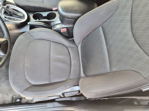 Used 2016 Kia Soul FWD image 13