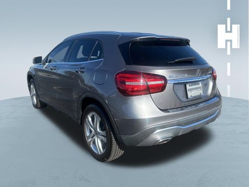 Used 2020 Mercedes-Benz GLA 250 4MATIC image 3