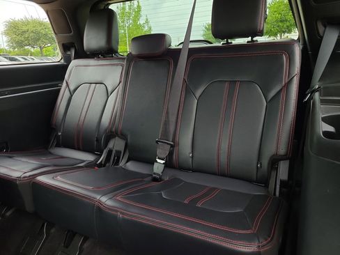 Used 2021 Ford Expedition Limited RWD image 12