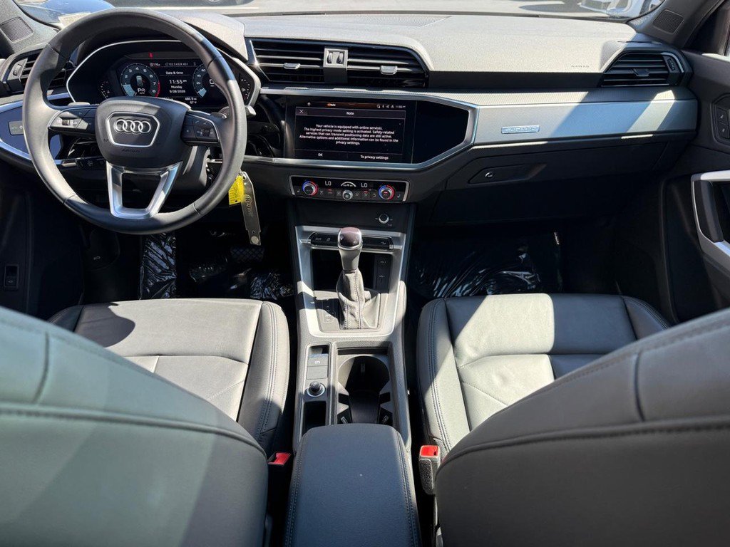 Used 2025 Audi Q3 2.0T Premium AWD/4WD image 11