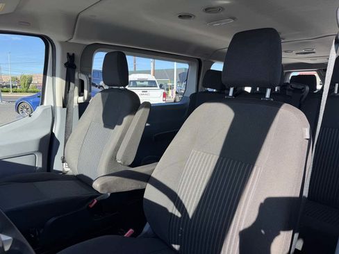 Used 2018 Ford Transit 350 XLT RWD image 9