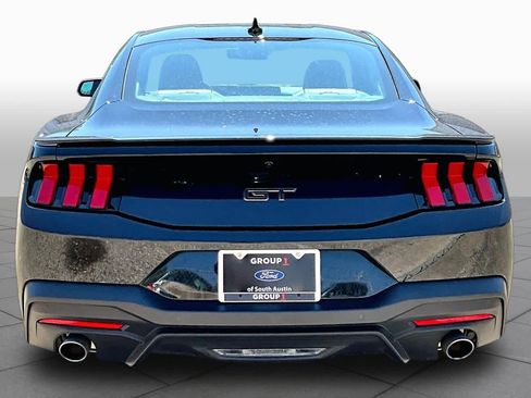 Used 2025 Ford Mustang GT Premium RWD image 10
