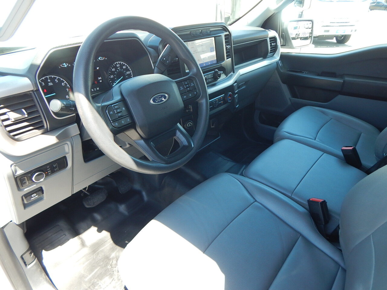 Used 2022 Ford F150 XL w/ Equipment Group 101A High RWD image 14