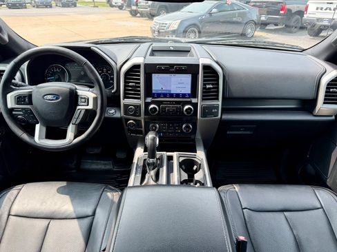 Used 2019 Ford F150 Lariat w/ Equipment Group 502A Luxury AWD/4WD image 12