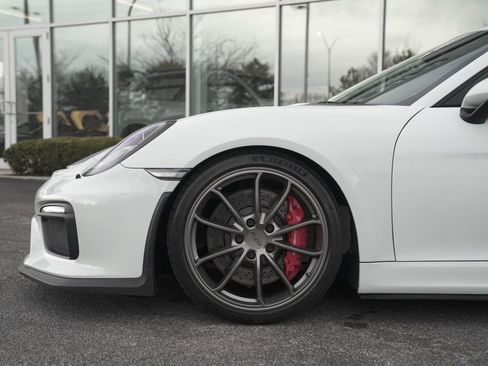 Used 2016 Porsche Cayman GT4 image 8