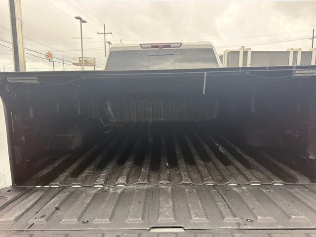 Used 2022 GMC Sierra 2500 AT4 w/ AT4 Preferred Package AWD/4WD image 10