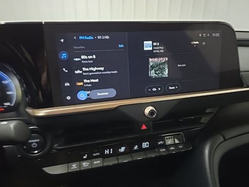 Used 2024 Toyota Crown XLE image 24