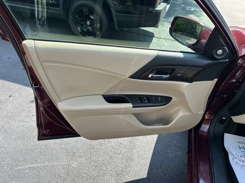 Used 2015 Honda Accord EX-L image 20