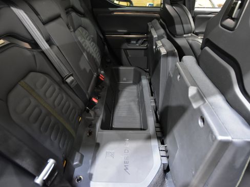 Used 2022 Rivian R1T Adventure image 62