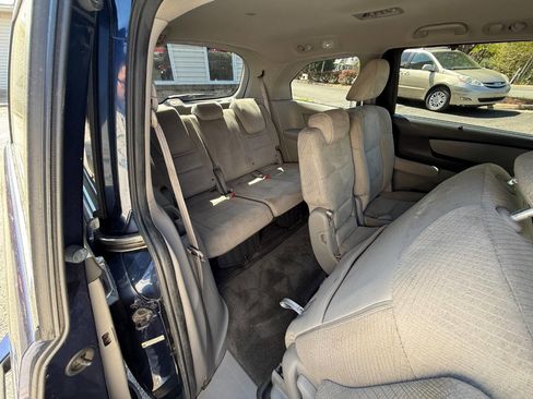 Used 2014 Honda Odyssey EX image 17
