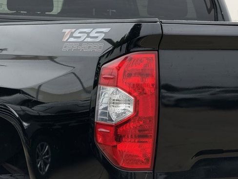 Used 2020 Toyota Tundra SR5 w/ SR5 Upgrade Package RWD image 6