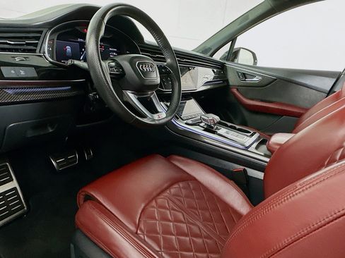 Used 2020 Audi SQ7 Premium Plus w/ Driver Assistance Package image 7