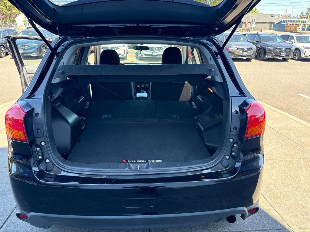 Used 2016 Mitsubishi Outlander Sport ES FWD image 30