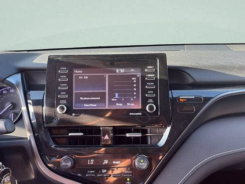Used 2021 Toyota Camry SE FWD image 14
