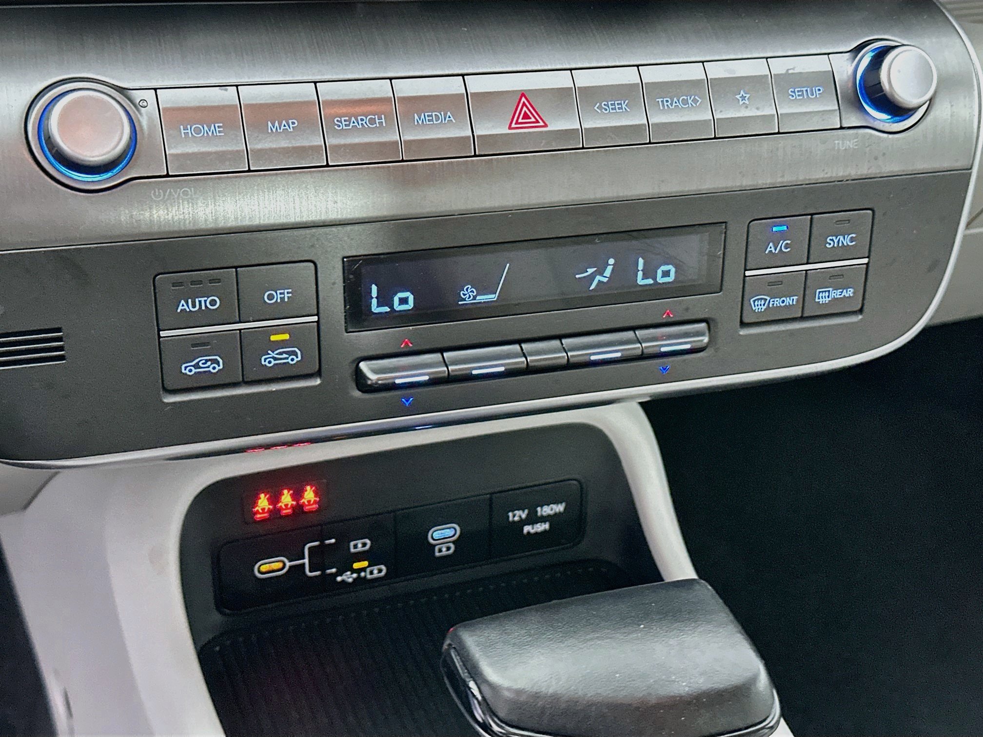 Used 2025 Hyundai Kona SEL FWD image 24