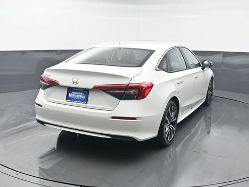 Certified 2024 Honda Civic EX image 7