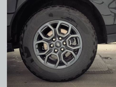 Used 2025 Ford Expedition Active AWD/4WD image 21