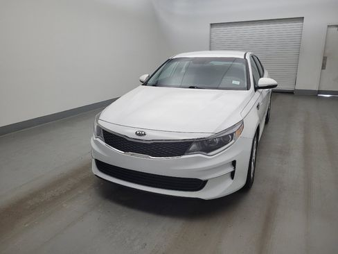 Used 2018 Kia Optima LX w/ 17" Alloy Wheels Package image 15