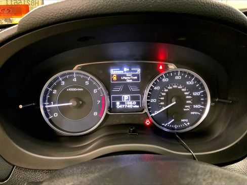 Used 2017 Subaru Crosstrek 2.0i Premium image 25