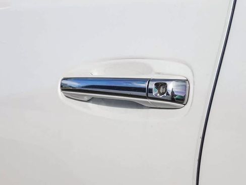 Used 2021 Lexus GX 460 Premium w/ Premium Package image 20