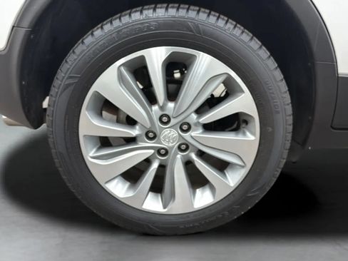Used 2018 Buick Encore Preferred FWD image 26