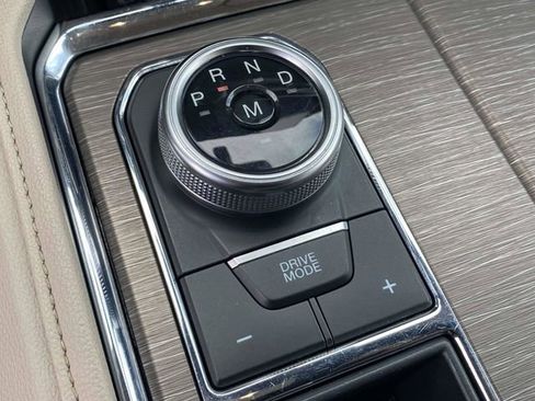 Certified 2024 Ford Expedition Limited image 37