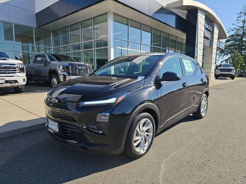 New 2027 Chevrolet Bolt LT w/ Comfort Package FWD image 3