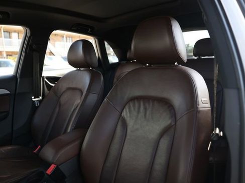 Used 2018 Audi Q3 2.0T Premium FWD image 9