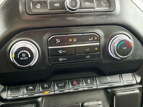 Used 2023 Chevrolet Silverado 1500 Custom Trail Boss w/ LPO, Dark Essentials Package image 15