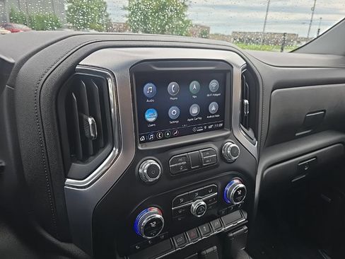 Used 2021 GMC Sierra 1500 SLT w/ SLT Convenience Package AWD/4WD image 20