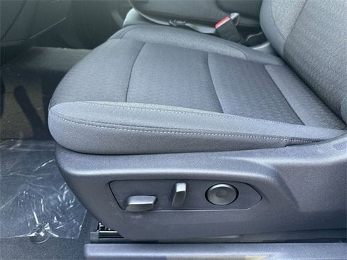 New 2026 Chevrolet Silverado 2500 Custom image 32