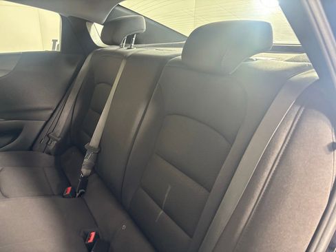 Used 2023 Chevrolet Malibu LS image 23