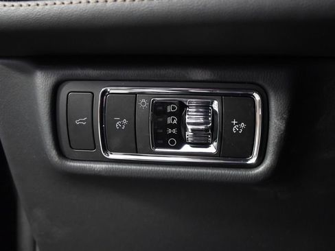 New 2026 Lincoln Aviator AWD image 24