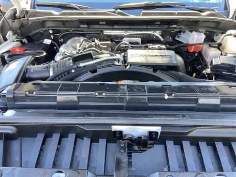 Used 2025 GMC Sierra 3500 SLE image 25