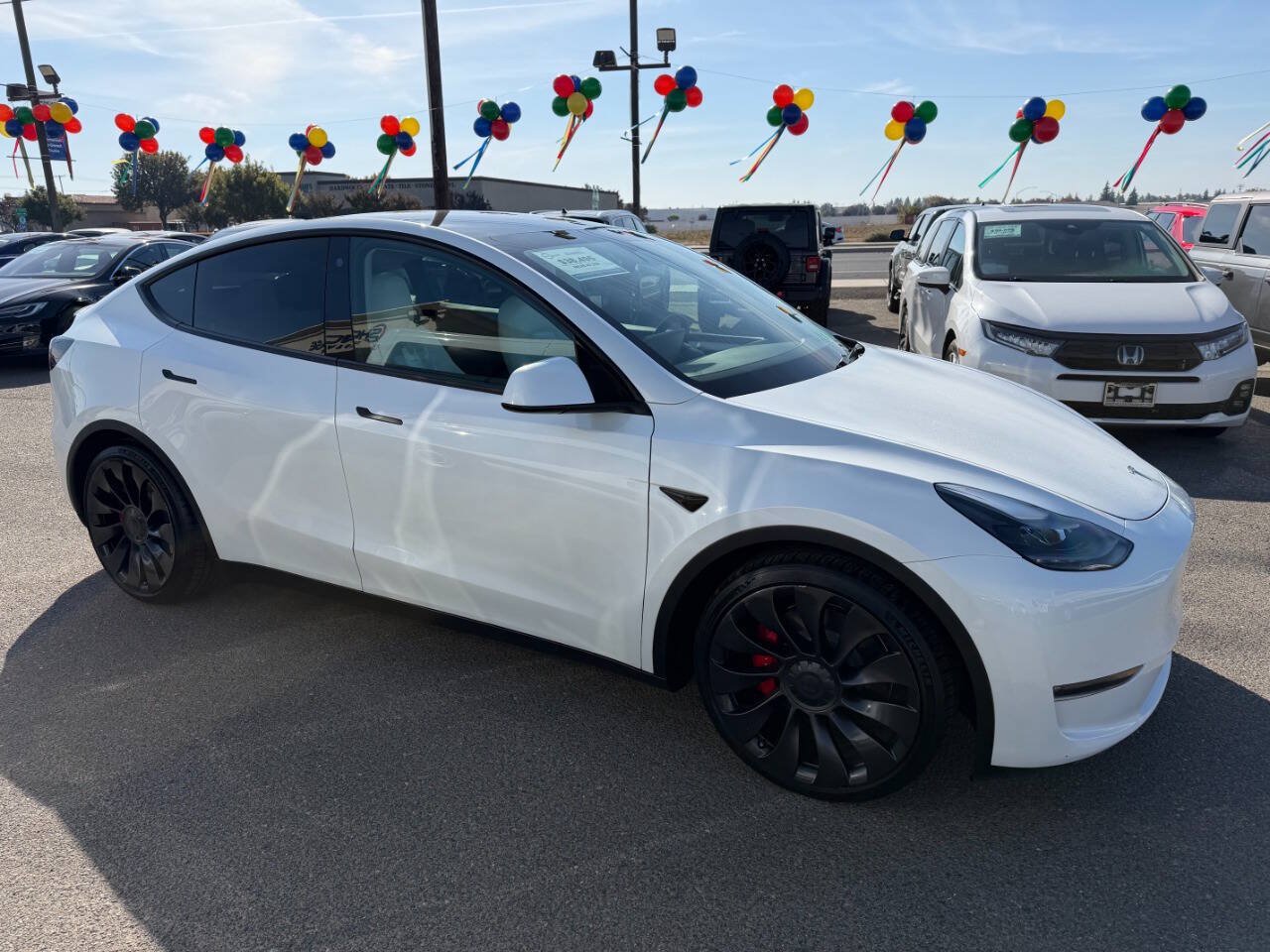 Used 2023 Tesla Model Y Performance AWD/4WD image 5