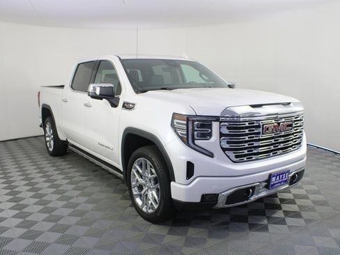 Used 2023 GMC Sierra 1500 Denali w/ Denali Reserve Package image 30