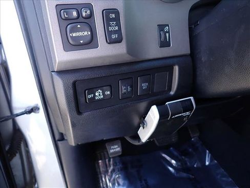 Used 2010 Toyota Tundra Limited AWD/4WD image 18