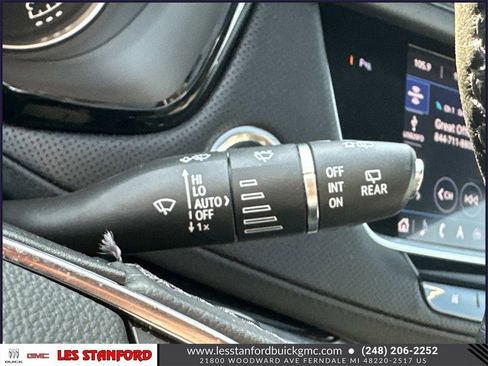 Used 2023 Cadillac XT5 Premium Luxury image 25