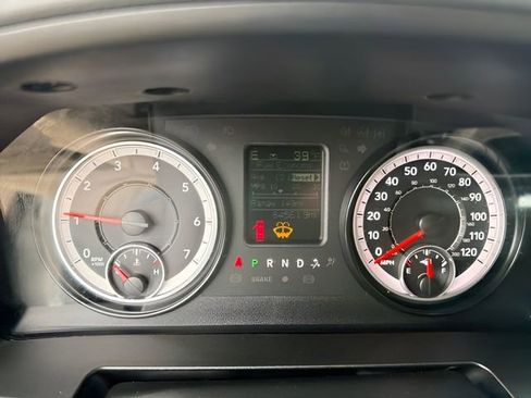 Used 2019 RAM 1500 Classic Warlock image 15