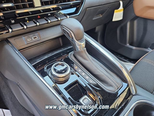 New 2025 GMC Canyon AT4 AWD/4WD image 11