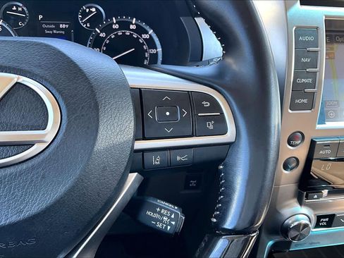 Used 2021 Lexus GX 460 Premium image 23