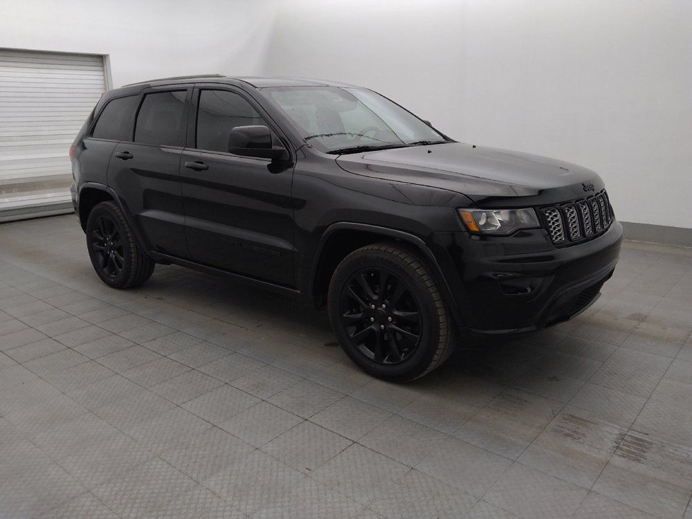 Used 2018 Jeep Grand Cherokee Altitude RWD image 11