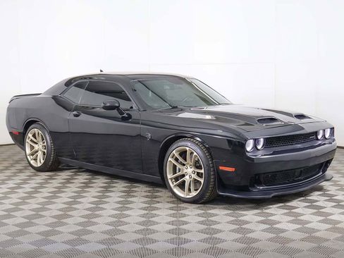 Used 2023 Dodge Challenger SRT Hellcat image 2
