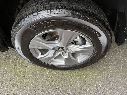 Used 2025 Toyota RAV4 LE image 30